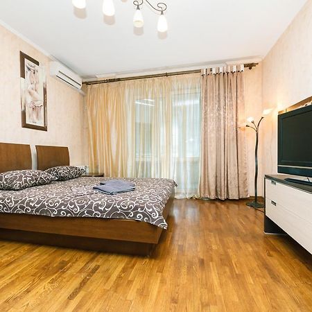Two-Storey Apartment Near Iec Kiev Bagian luar foto
